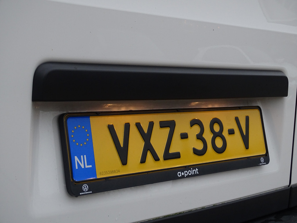 Volkswagen Crafter 2.0 TDI L3H3 17