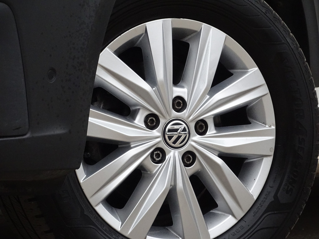 Volkswagen Crafter 2.0 TDI L3H3 18