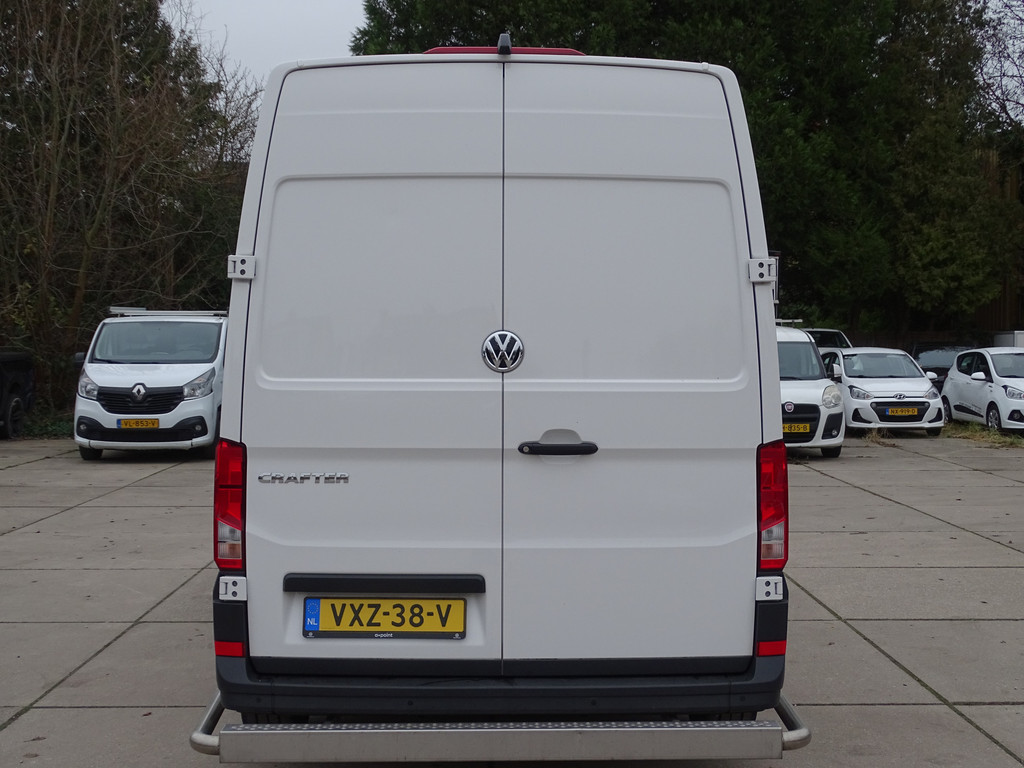 Volkswagen Crafter 2.0 TDI L3H3 8