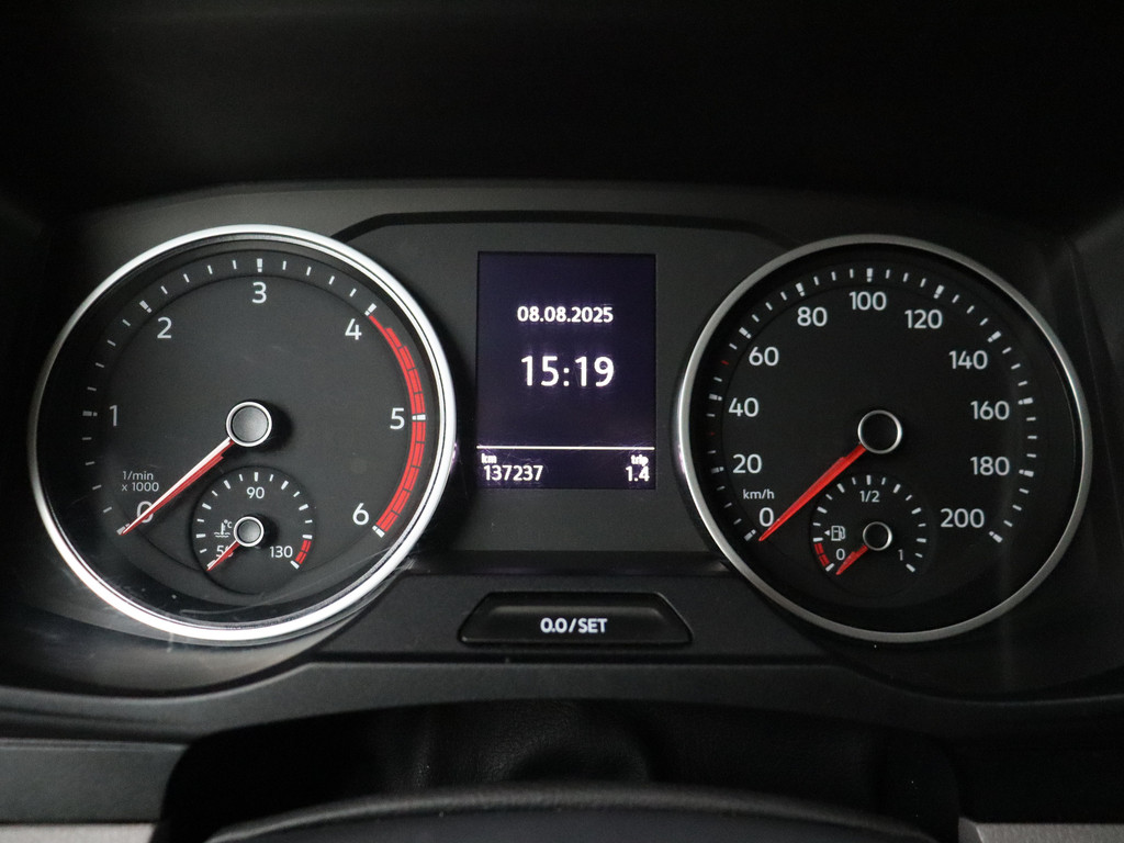 Volkswagen Crafter 2.0TDI L3H3 9