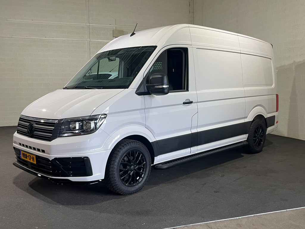 Volkswagen Crafter 2.0 TDI L3 H3 140pk Black Line Airco Navigatie Spoilerpakket