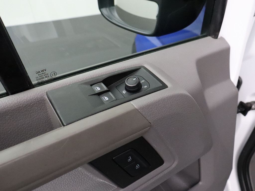 Volkswagen Crafter 2.0TDI L3H3 Comfortline Laadklep | Laadlift | Airco | Camera | Betimmering 8