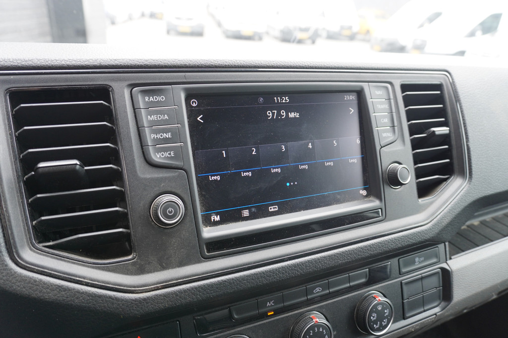 Volkswagen Crafter 2.0 TDI L3H3 EURO 6 - Airco - Navi - Cruise - Trekhaak - â¬19.950,- Excl. 12