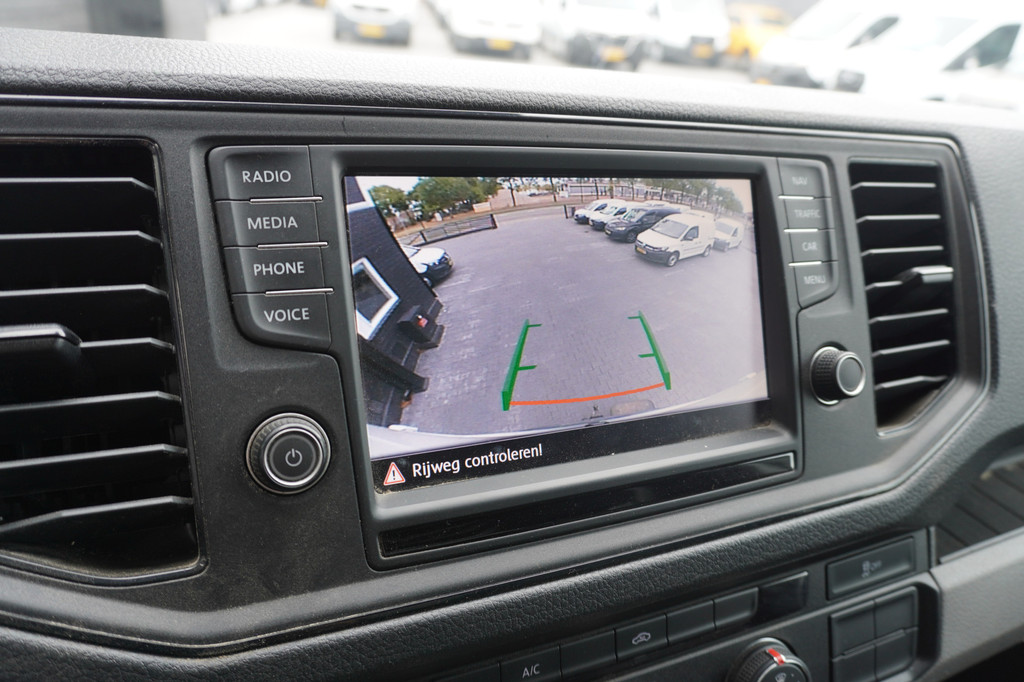 Volkswagen Crafter 2.0 TDI L3H3 EURO 6 - Airco - Navi - Cruise - Trekhaak - â¬19.950,- Excl. 15