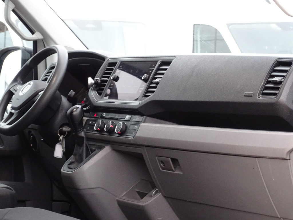 Volkswagen Crafter 2.0 TDI L3H3 Highline 17