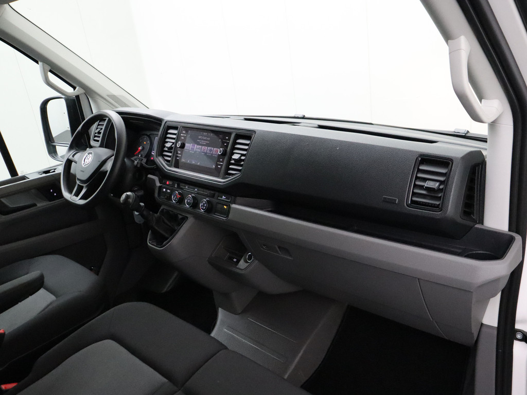 Volkswagen Crafter 2.0TDI L3H3 | Kastinrichting | Imperiaal | Trekhaak | Navigatie | Airco | Cruise | 3-Persoons | Betimmering 19