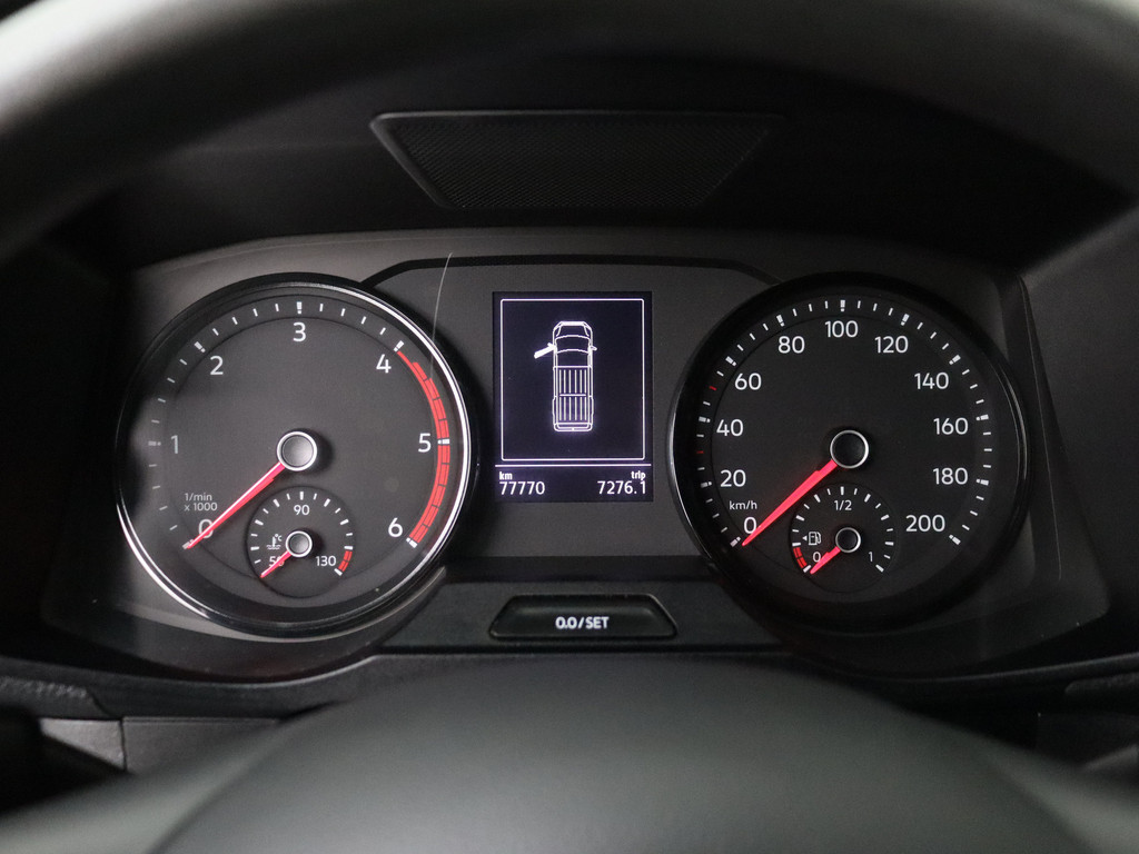 Volkswagen Crafter 2.0TDI L3H3 | Kastinrichting | Imperiaal | Trekhaak | Navigatie | Airco | Cruise | 3-Persoons | Betimmering 9