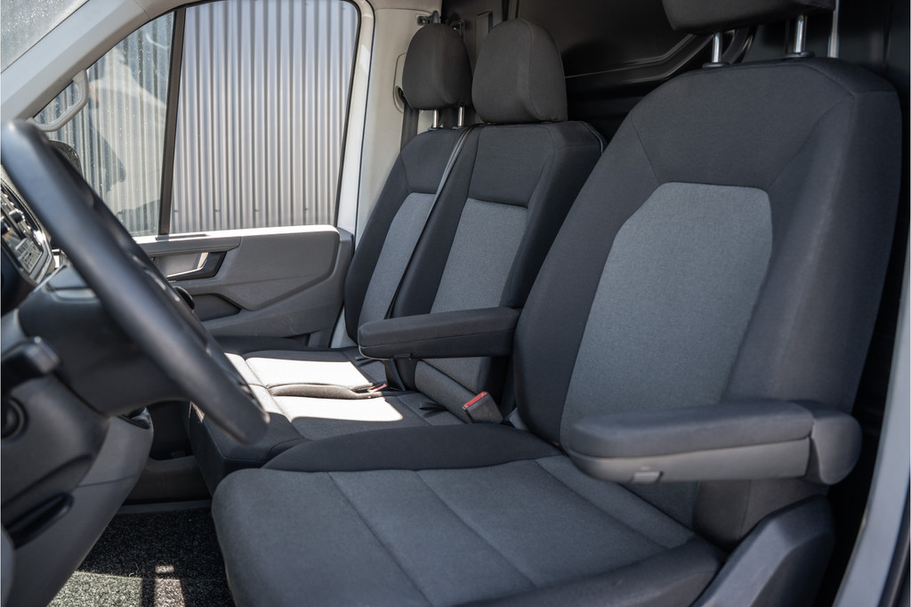 Volkswagen Crafter 2.0 TDI L4H3 140PK | Cruise | 360° camera | Carplay | PDC | Imperiaal | Trekhaak 13