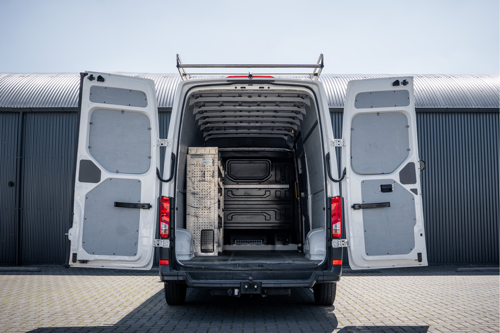 Volkswagen Crafter 2.0 TDI L4H3 140PK | Cruise | 360° camera | Carplay | PDC | Imperiaal | Trekhaak 9