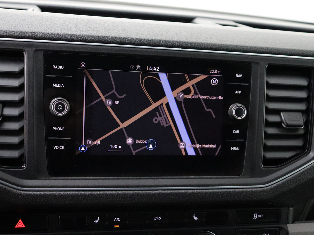 Volkswagen Crafter 2.0TDi 140PK DSG Automaat L3H2 | Led Adaptive Cruise | Standverwarming | Leder | 3-Persoons | Betimmering | Trekhaak 17