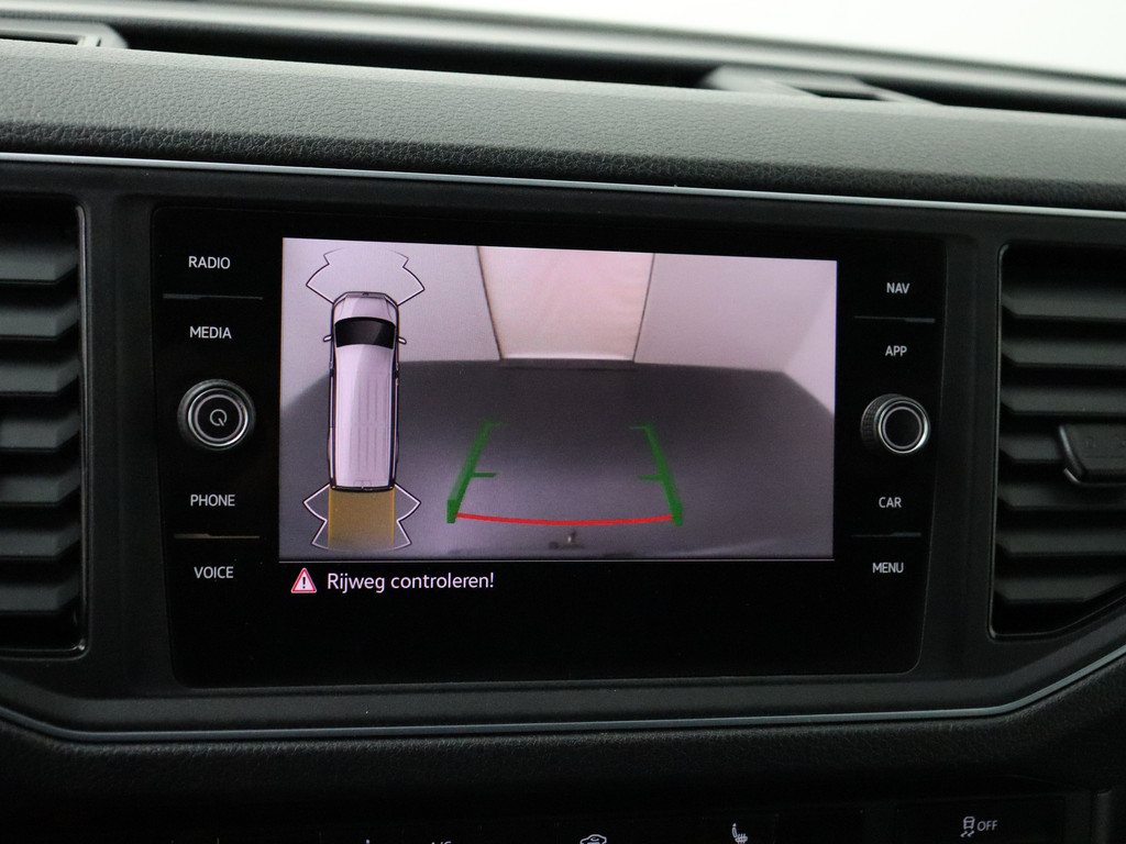 Volkswagen Crafter 2.0TDi 140PK DSG Automaat L3H2 | Led Adaptive Cruise | Standverwarming | Leder | 3-Persoons | Betimmering | Trekhaak 18