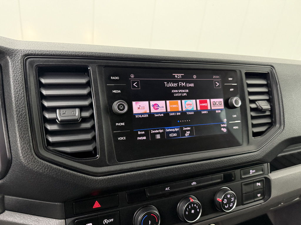 Volkswagen Crafter 2.0TDi 177PK L3H3 | Navigatie | Multimedia | 3-Zits | Airco 16