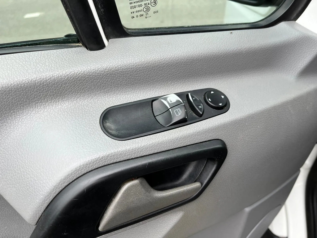 Volkswagen Crafter 2.5 TDI 35 9