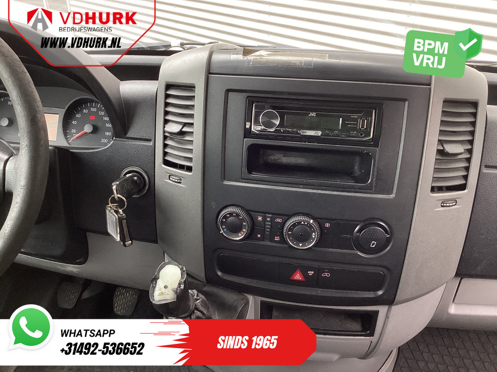 Volkswagen Crafter 2.5 TDI L2 EXPORT Open laadbak/ 5 cil./ 7 Pers./ Trekhaak/ Airco/ Radio 268 X 201 x 40 14