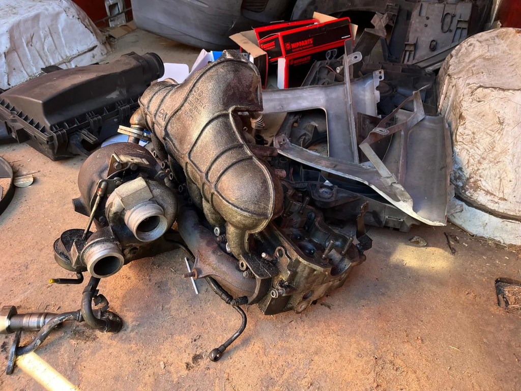 Volkswagen Crafter 2.5 TDI MOTORSCHADE 7