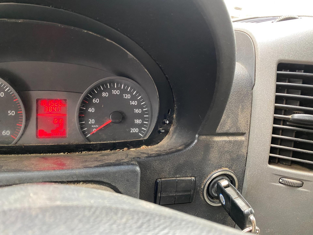 Volkswagen Crafter 28 2.5 TDI L2H1 DC * Airco * 181.526 KM NAP * Cruise Control * 6 bak * 109PK * Lang Model * 7