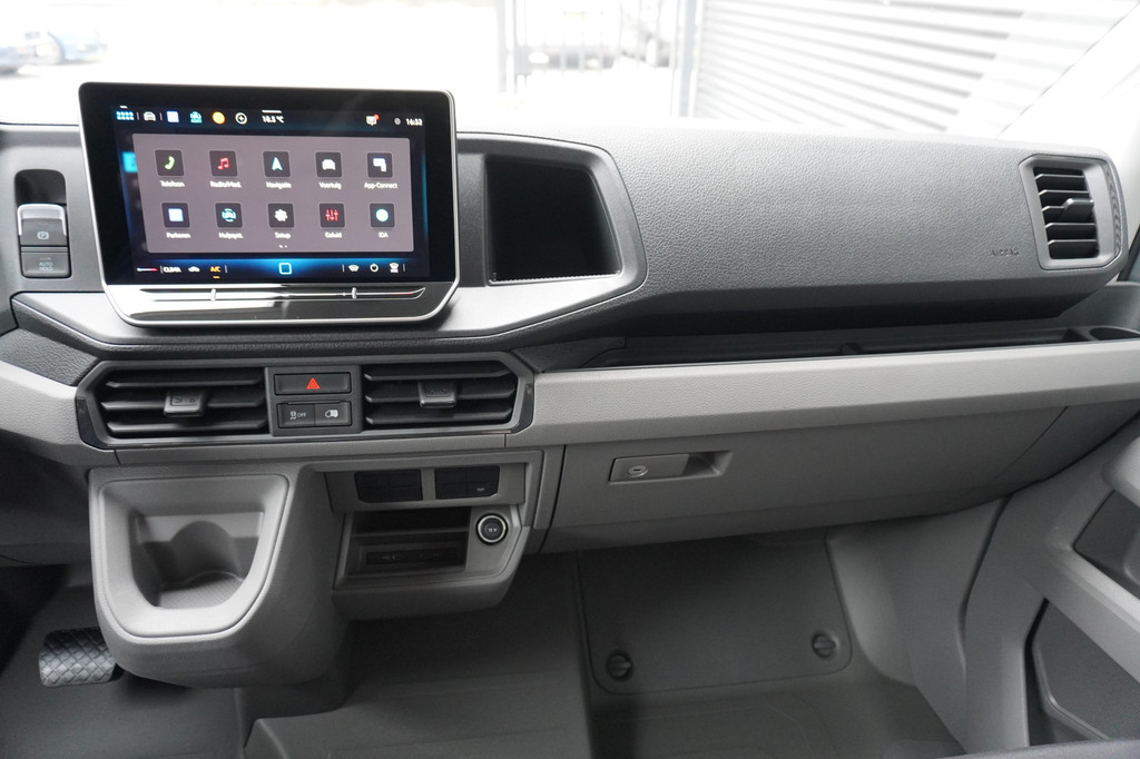 Volkswagen Crafter 30 2.0 TDI 140PK L3H3 Automaat Highline, Modeljaar 2025, App Connect, Trekhaak 14