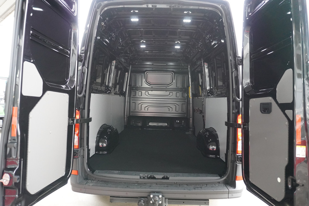 Volkswagen Crafter 30 2.0 TDI 141PK L3H3 Exclusive Automaat Climate | Adap.Cruise | Navi | Camera 13