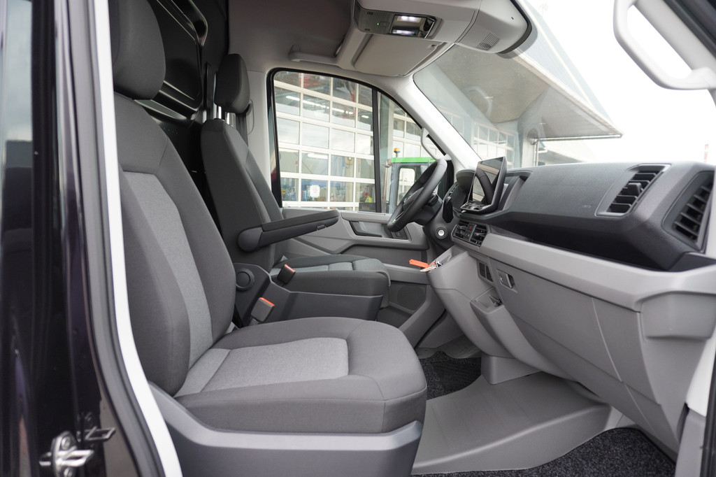 Volkswagen Crafter 30 2.0 TDI 141PK L3H3 Exclusive Automaat Climate | Adap.Cruise | Navi | Camera 14