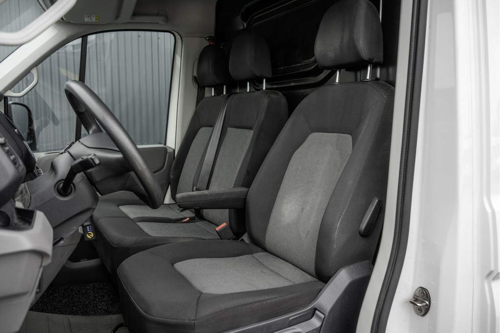 Volkswagen Crafter 30 TDI | L3H2 | Camera | CarPlay | Mirrorlink | Cruise | Airco | Euro 6 13