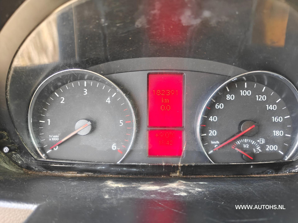 Volkswagen Crafter 32 2.0 TDI 136 PK , Lang , 1e eig. 2800 kg Trekkracht ,airco , cruise , apk okt. 2026 15