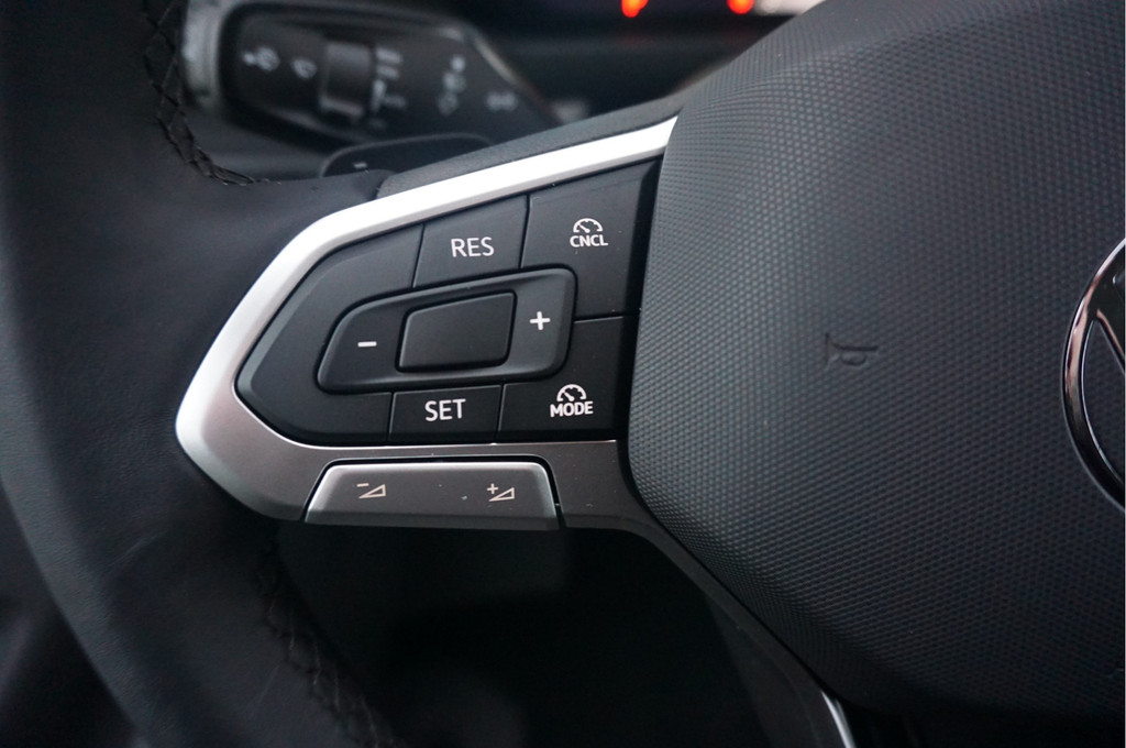 Volkswagen Crafter 35 177PK L3H2 AUT Facelift BPM VRIJ!! 13 Navi, Cam, Gev. Stoel, Alarm, LED!! NR. 424 16