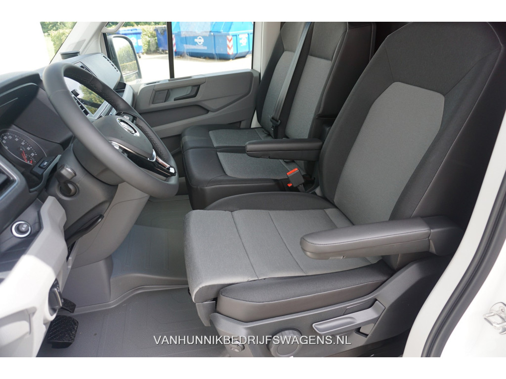 Volkswagen Crafter 35 177PK L3H3 AUT BPM VRIJ!! Airco, Navi, Camera, Gev. Stoel, Alarm, LED!! NR. 968 20