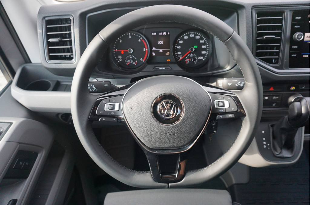 Volkswagen Crafter 35 177PK L3H3 AUT BPM VRIJ!! Navi, Cam, ACC, LED, 2x Schuifdeur, Dual Tone Lak!! NR. 873 10