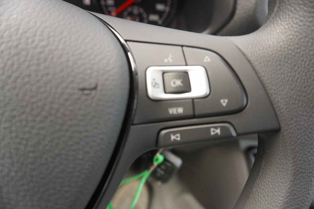 Volkswagen Crafter 35 2.0 TDI 140PK L3H3 Achterwiel Aandrijving Nr. V149 | Airco | Cruise | Apple CP & Android Auto | Trekhaak 3.000KG 17