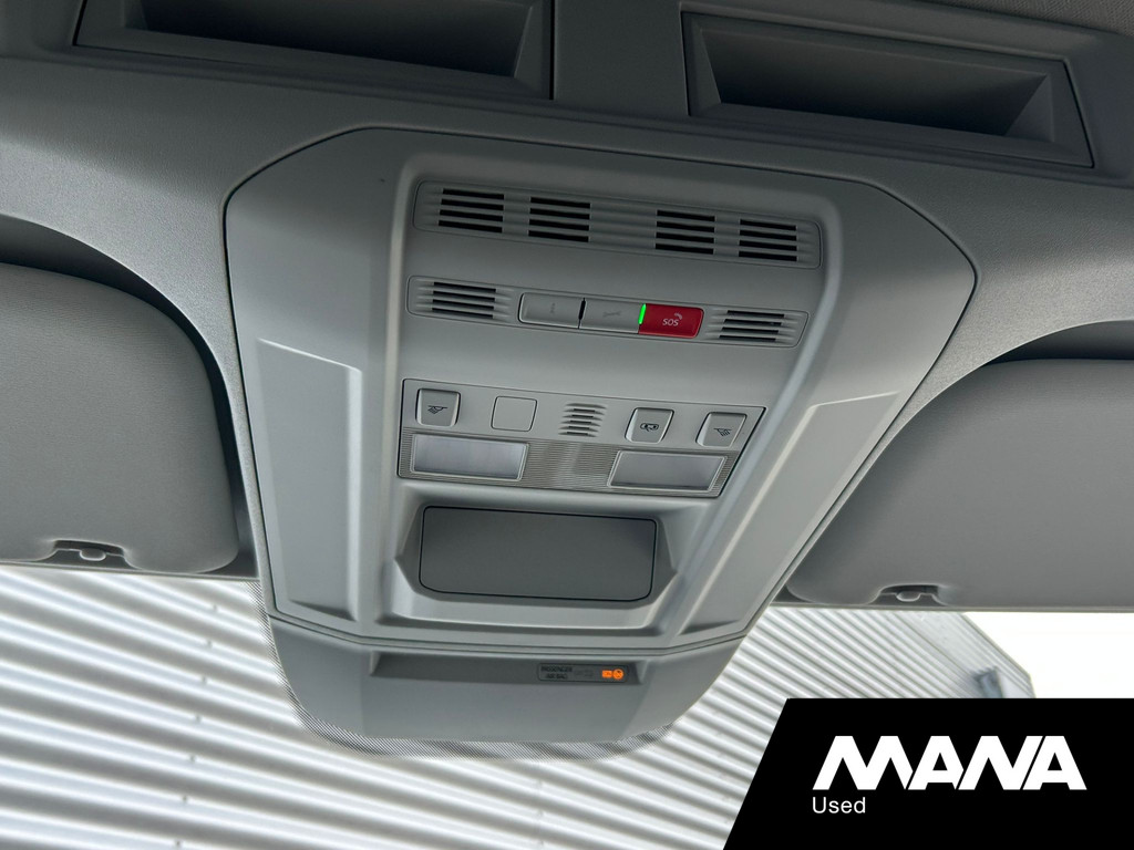 Volkswagen Crafter 35 2.0TDI 140PK L3H3 Automaat Carplay Sensoren Airco Cruise 12