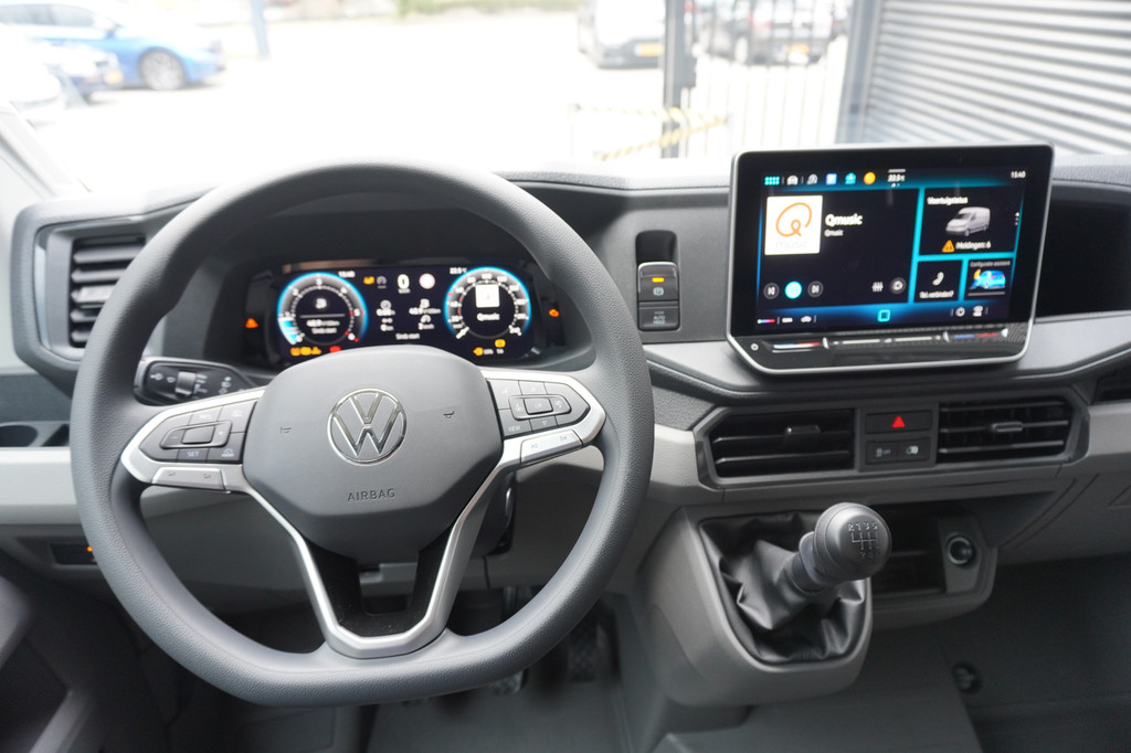 Volkswagen Crafter 35 2.0 TDI 140PK L3H3 Trendline 35 2.0 TDI 140PK L3H3 Trendline, Modeljaar 2025, App Connect, Trekhaak 12