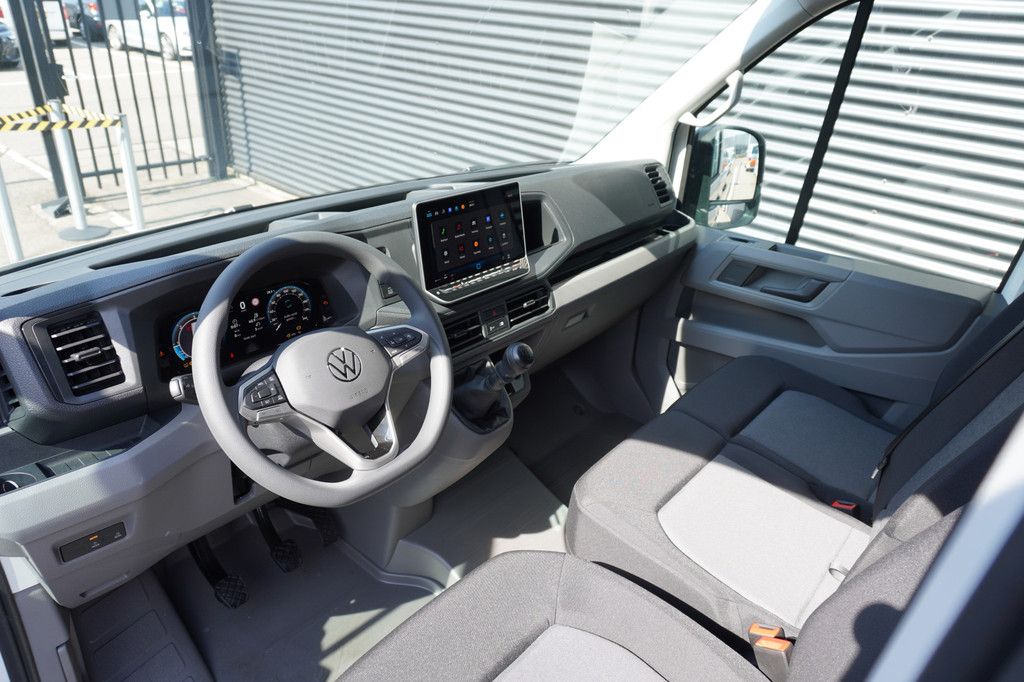 Volkswagen Crafter 35 2.0 TDI 140PK L3H3 Trendline, Modeljaar 2025, App Connect, Trekhaak 16