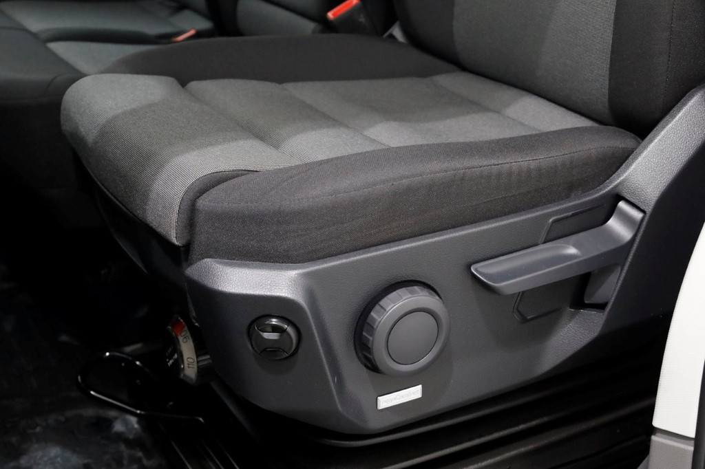 Volkswagen Crafter 35 2.0 TDI 140pk Bakwagen met laadklep en zijdeur L445cm 10-2022 18