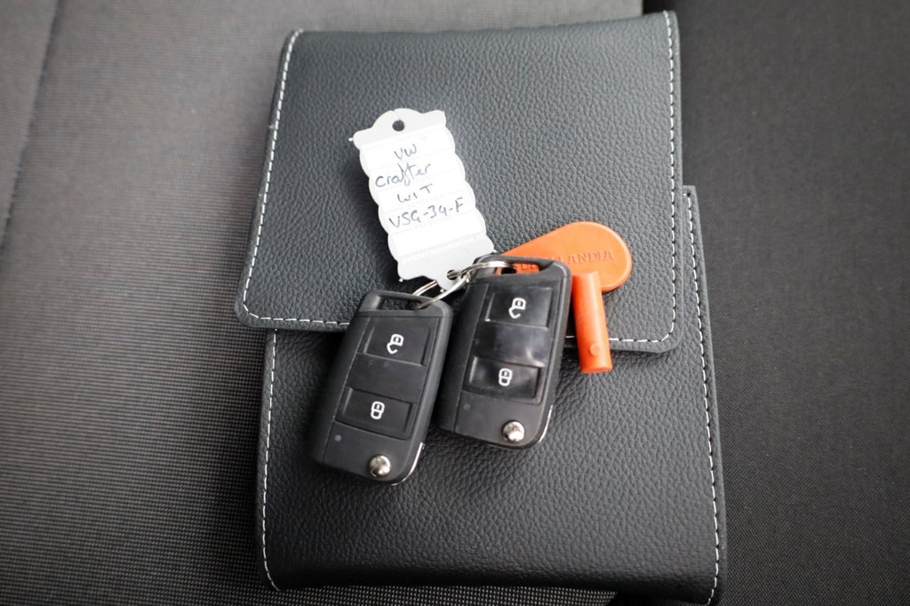 Volkswagen Crafter 35 2.0 TDI 140pk Bakwagen met laadklep en zijdeur L445cm 10-2022 7