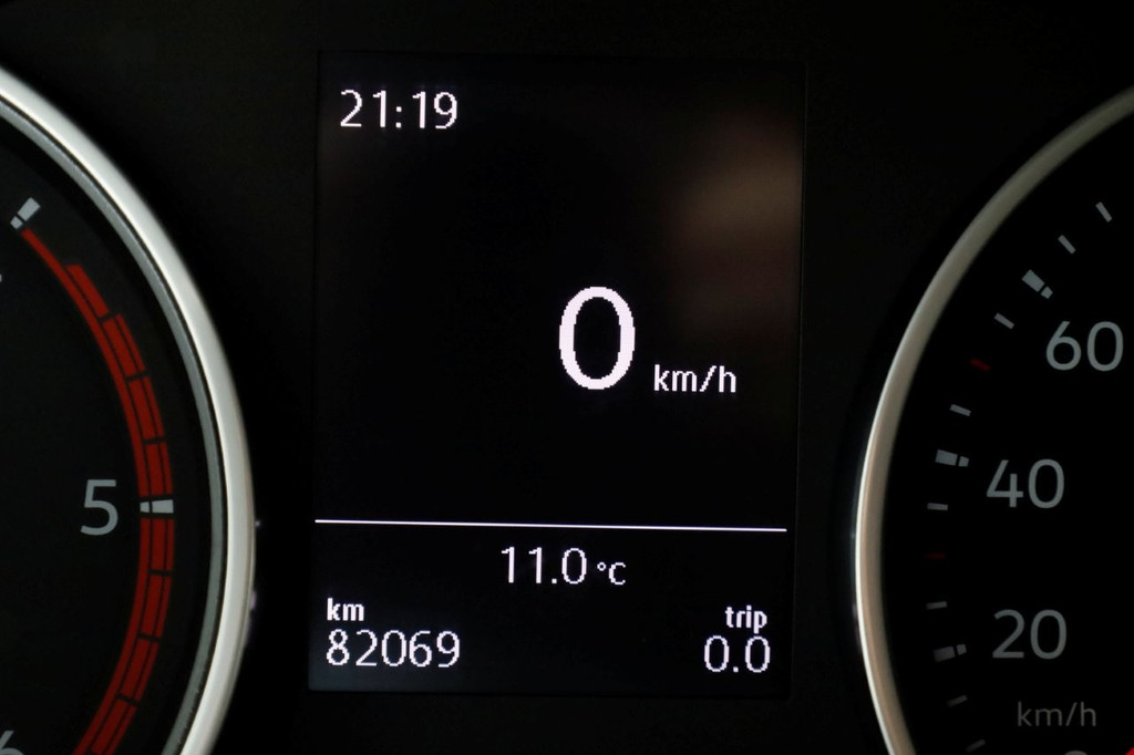 Volkswagen Crafter 35 2.0 TDI 140pk E6 RWD L3H3 (L2H2) Airco/Camera/Trekhaak 3500kg 08-2019 20