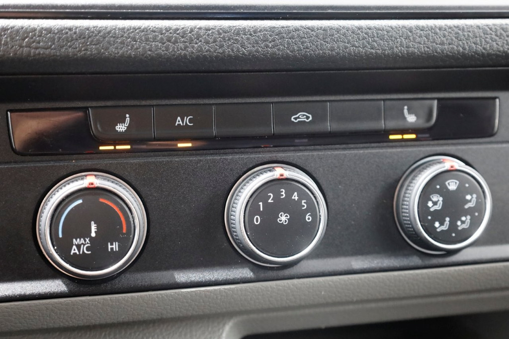 Volkswagen Crafter 35 2.0 TDI 140pk L3H3 (L2H2) Airco/Navi/Camera 10-2020 15