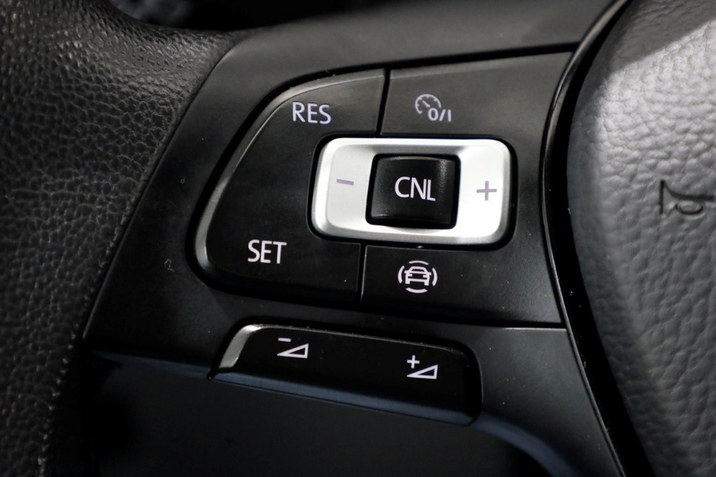 Volkswagen Crafter 35 2.0 TDI 140pk L3H3 (L2H2) Comfortline 2x Schuifdeur/Navi/Camera 04-2021 18