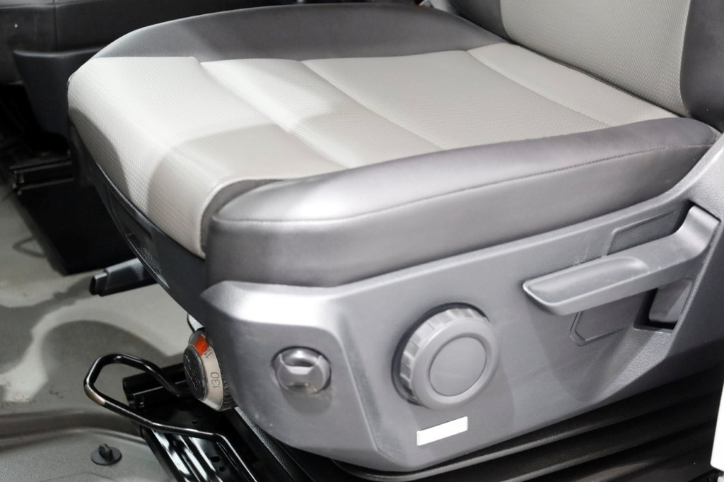 Volkswagen Crafter 35 2.0 TDI 140pk RWD L3H3 (L2H2) Comfortline Navi/Camera 07-2018 17