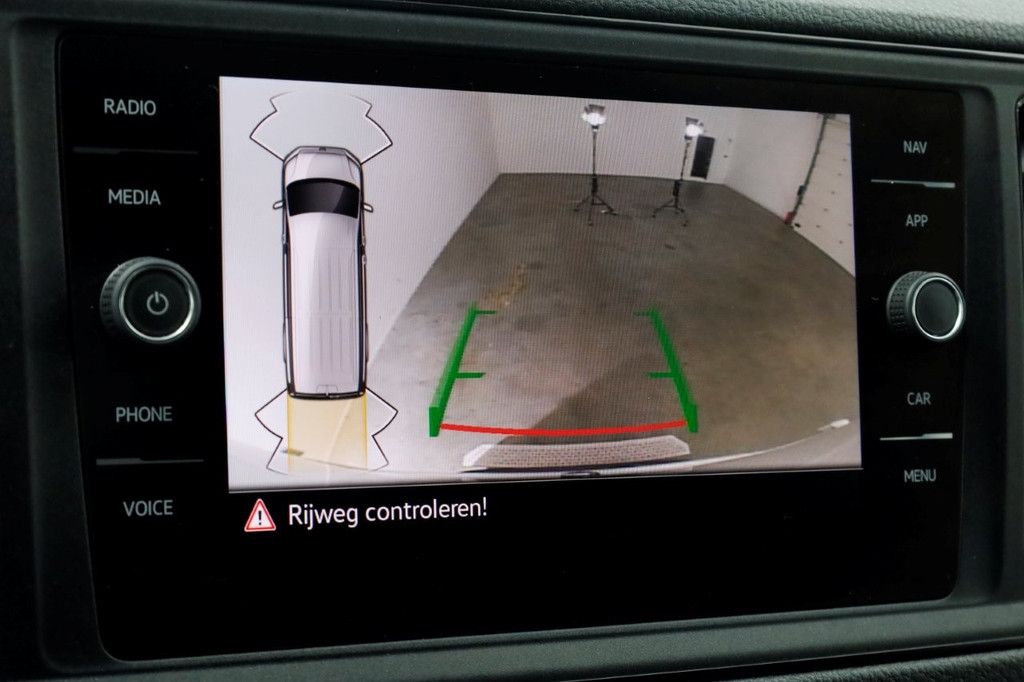 Volkswagen Crafter 35 2.0 TDI 140pk RWD L3H3 (L2H2) Comfortline Navi/Camera 08-2021 13