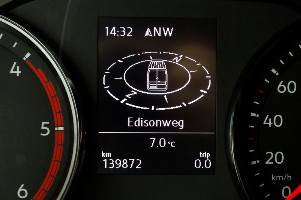 Volkswagen Crafter 35 2.0 TDI 140pk RWD L3H3 (L2H2) Comfortline Navi/Camera 08-2021 17