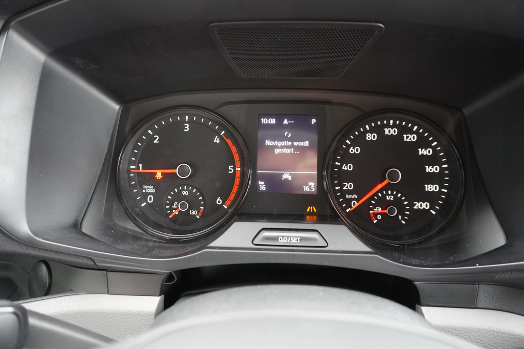 Volkswagen Crafter 35 2.0 TDI 141 PK L3H3 Automaat Nr. V042 | Airco | Cruise | Navi 14