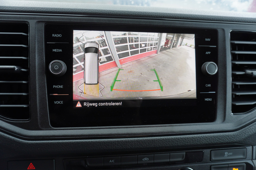 Volkswagen Crafter 35 2.0 TDI 141 PK L3H3 Automaat Nr. V042 | Airco | Cruise | Navi 16