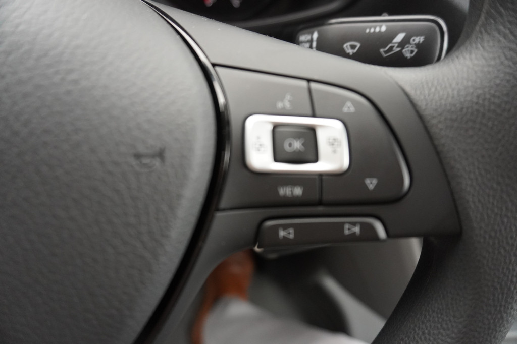 Volkswagen Crafter 35 2.0 TDI 141 PK L3H3 Automaat Nr. V042 | Airco | Cruise | Navi 19