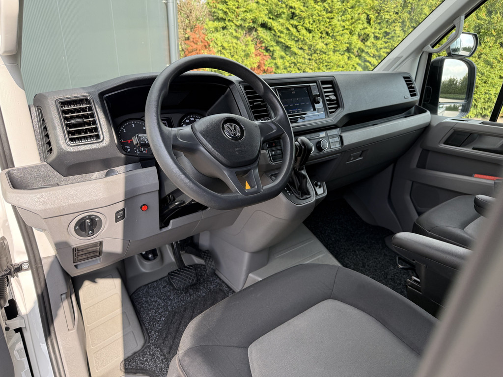 Volkswagen Crafter 35 2.0 TDI 141 PK / L3H3 / DHOLLANDIA HYDR. LAADKLEP / AUTOMAAT / AIRCO / CRUISE / CAMERA 13