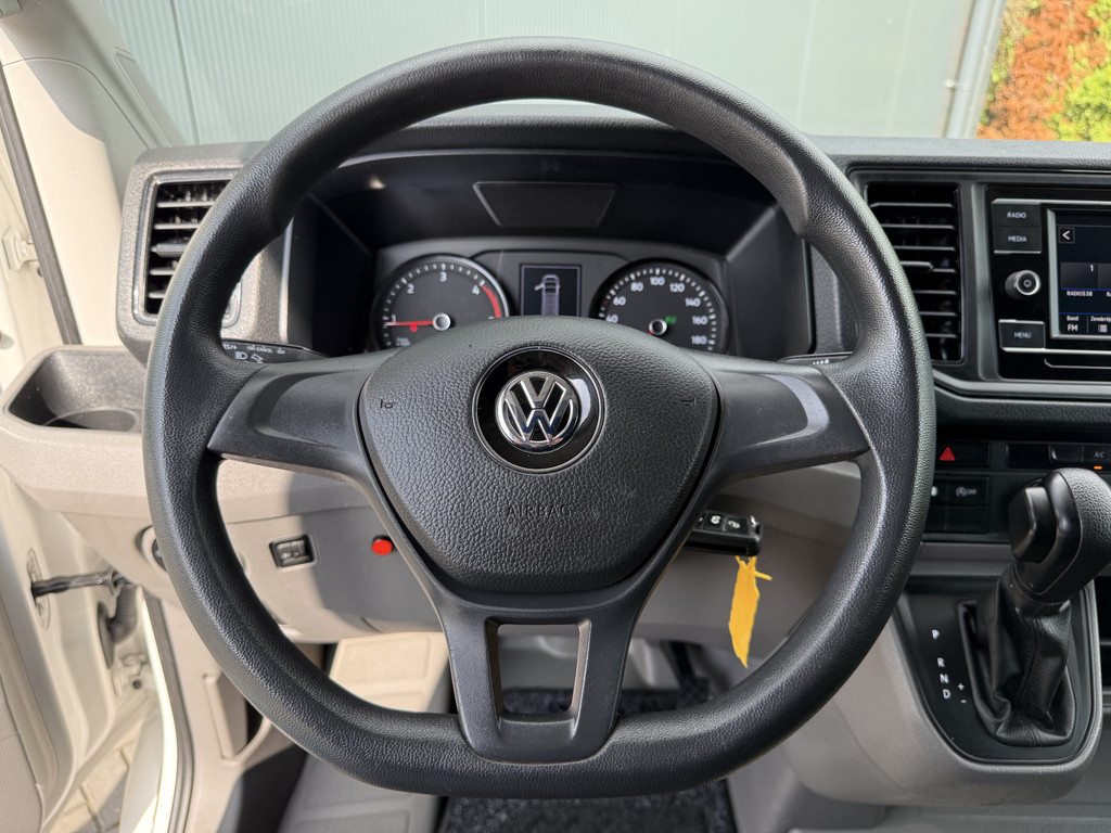 Volkswagen Crafter 35 2.0 TDI 141 PK / L3H3 / DHOLLANDIA HYDR. LAADKLEP / AUTOMAAT / AIRCO / CRUISE / CAMERA 14