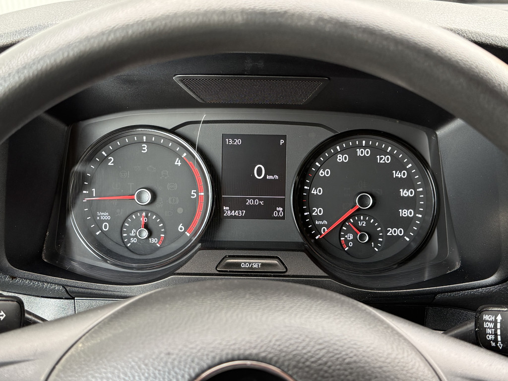 Volkswagen Crafter 35 2.0 TDI 141 PK / L3H3 / DHOLLANDIA HYDR. LAADKLEP / AUTOMAAT / AIRCO / CRUISE / CAMERA 16