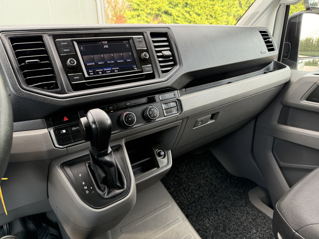 Volkswagen Crafter 35 2.0 TDI 141 PK / L3H3 / DHOLLANDIA HYDR. LAADKLEP / AUTOMAAT / AIRCO / CRUISE / CAMERA 17