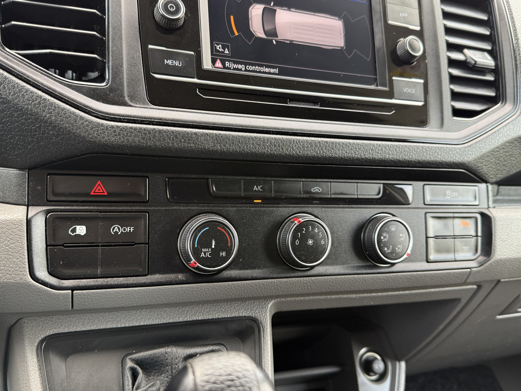 Volkswagen Crafter 35 2.0 TDI 141 PK / L3H3 / DHOLLANDIA HYDR. LAADKLEP / AUTOMAAT / AIRCO / CRUISE / CAMERA 21