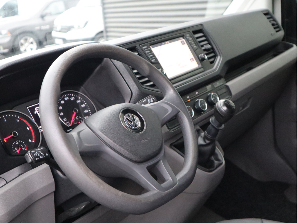 Volkswagen Crafter 35 2.0 TDI 141pk Euro 6 L2H1 - 3t kg Trekhaak - Navi - Cruise 10