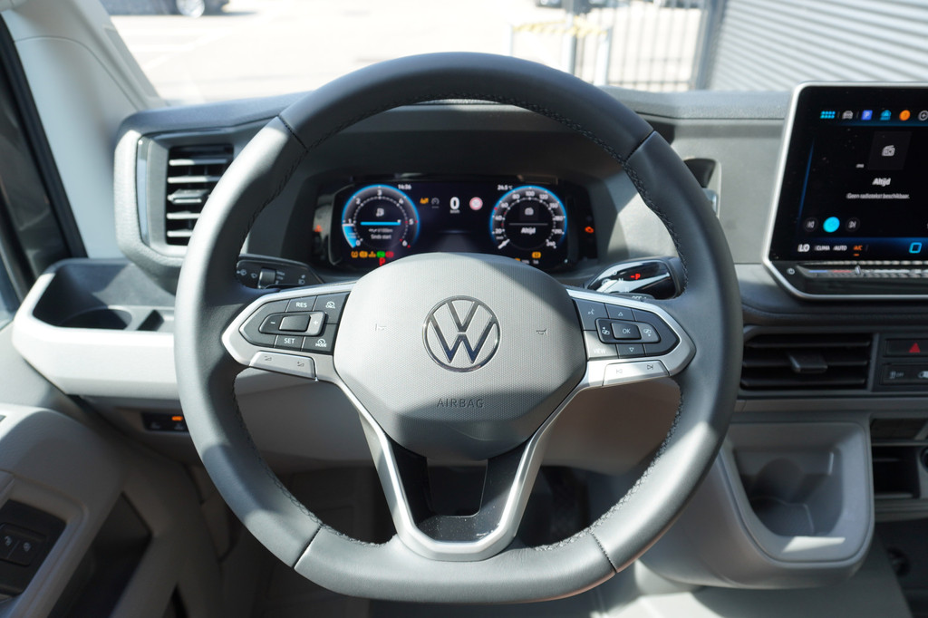 Volkswagen Crafter 35 2.0 TDI 177 PK Aut. L3H3 Highline, Climatronic, Comfort plus bijrijdersstoel, Trekhaak 13